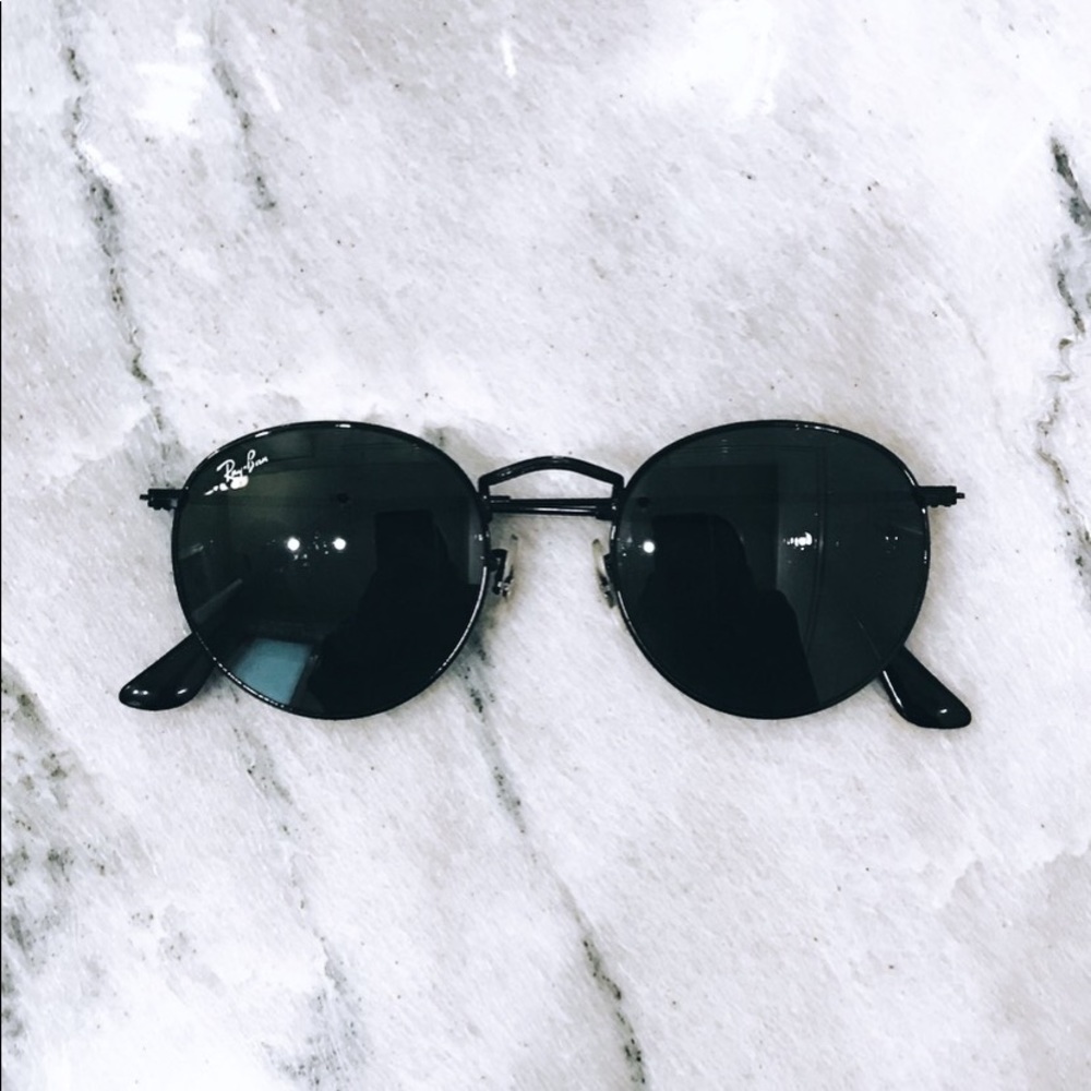 Black Round Ray Bans